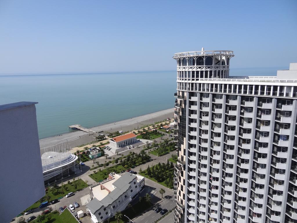 Apartment On Khimshiashvili Batumi Habitación foto